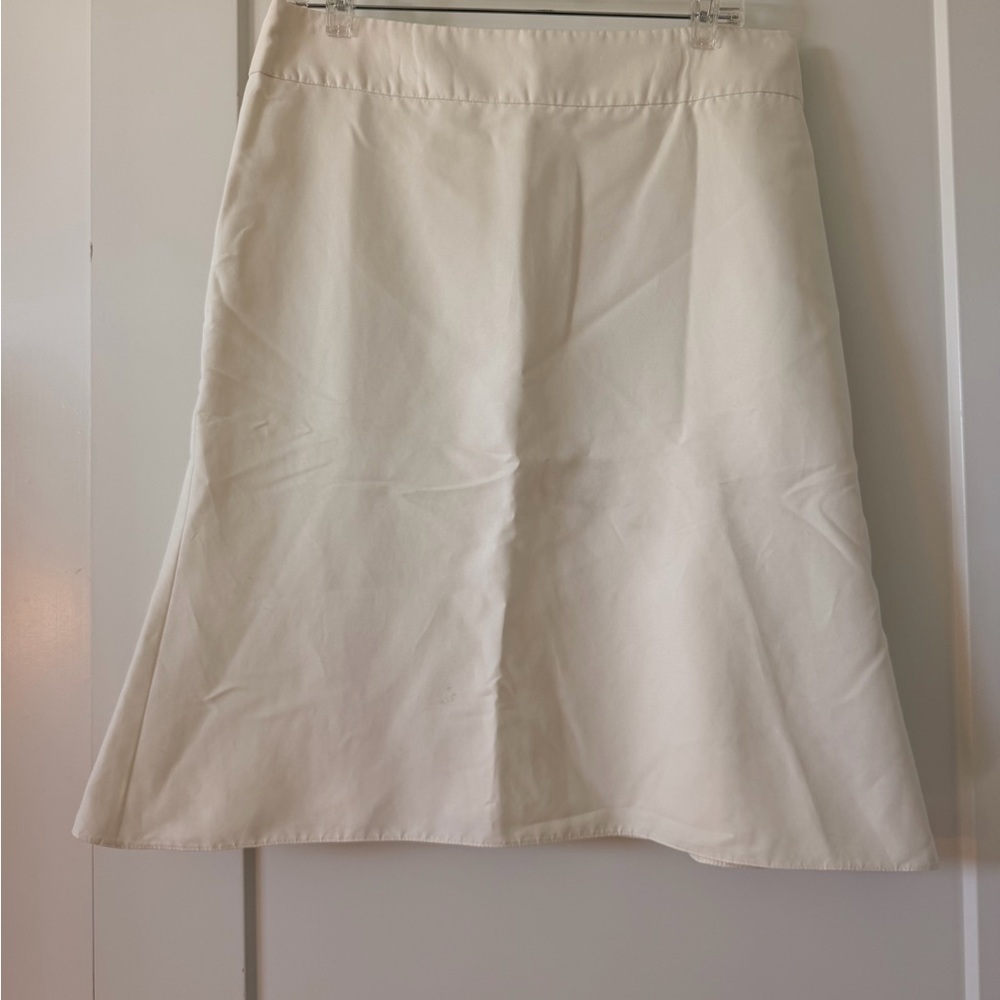 Armani Collezioni Elegant Off-White A-Line Skirt